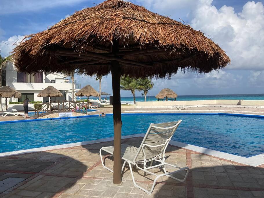 Cancun Oceanfront, Entire Apartment Cancún Exterior foto
